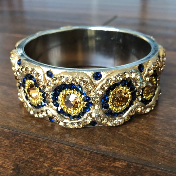 Chamak by Priya Kakkar Gold Bangle - Picture 3 of 7